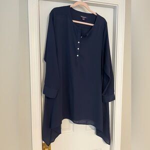 Roaman's navy blue tunic blouse